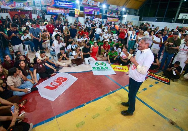 Jerônimo defende protagonismo da juventude durante ato do PGP em Juazeiro