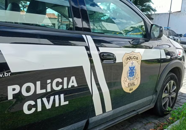 Homem é preso por importunação sexual após exibir conteúdo pornográfico a passageiro em ônibus de Salvador