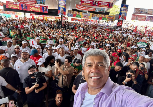 ‘Quem veio de onde eu vim não pode errar’, diz Jerônimo ao defender gestão baseada na escuta popular em Juazeiro