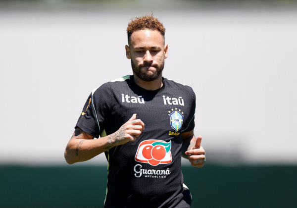 Neymar segue em tratamento e não joga contra o Haiti na Copa