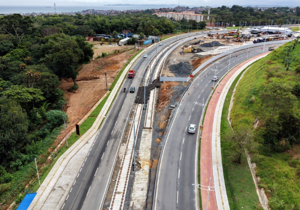 Duplicação da Estrada do Derba é entregue e reforça integração com VLT em Salvador