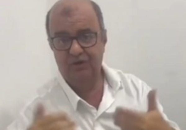 Ex-prefeito de Sapeaçu chama sucessor de ‘afrodescendente pobre’ e ‘analfabeto’