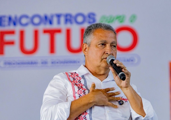 'Bahia foi o estado que mais avançou na redução da evasão escolar', diz Rui Costa