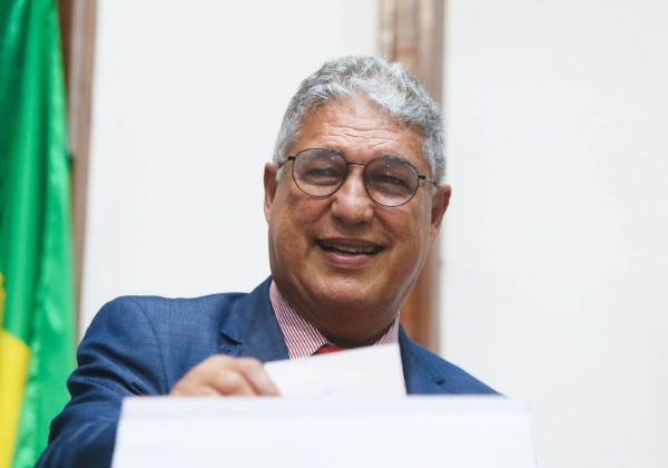 Rosemberg critica torcida de ACM Neto contra a Bahia diante do avanço da Ponte Salvador-Itaparica