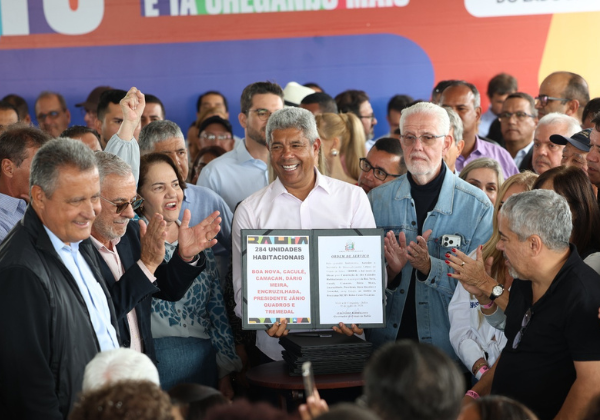Jerônimo entrega mais de R$ 600 milhões em investimentos para Sudoeste baiano