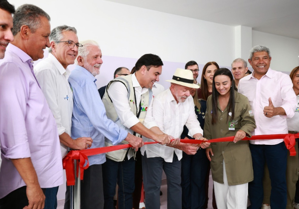 Inauguração de hospital em Alagoinhas marca primeira entrega hospitalar do Novo PAC no Brasil