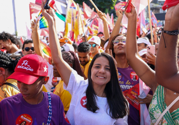 Rowenna destaca legado do 2 de julho e rebate críticas à gestão petista