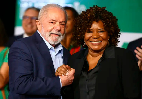 Ministra de Lula, Margareth Menezes é investigada pelo MPF por uso de recursos da Lei Rouanet no Carnaval