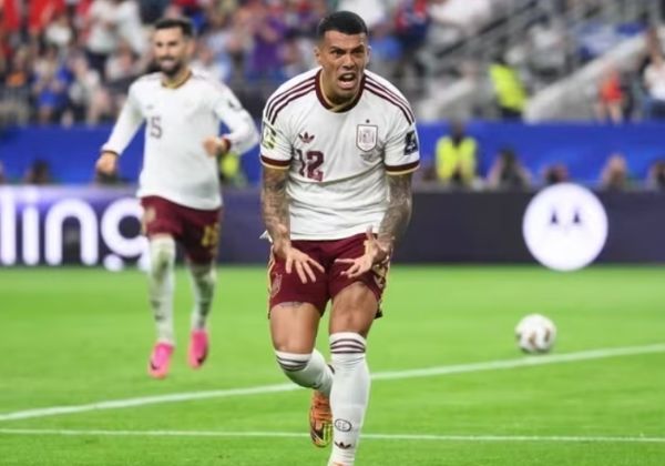 Espanha vence a França e garante vaga na final da Copa do Mundo 2026
