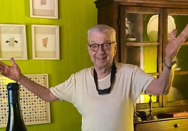 Morre, aos 83 anos, o jornalista Renato Machado