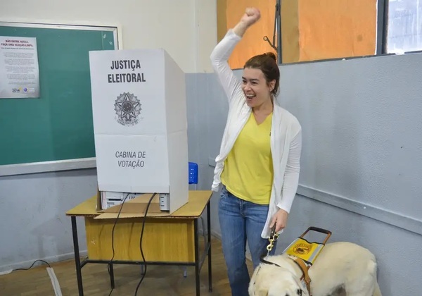 Brasil tem quase 2 milhões de eleitores com deficiência, aponta TSE