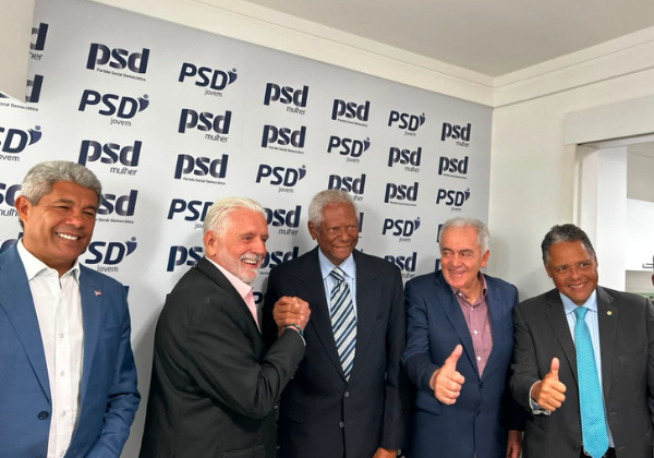 Wagner anuncia Edvaldo Brito como 1º suplente ao Senado; 2ª vaga será negociada