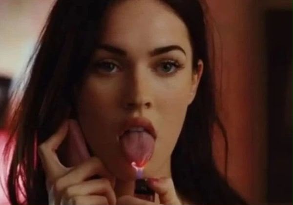 Megan Fox vai reprisar papel icônico em sequência de ‘Garota Inferna’ após 17 anos 