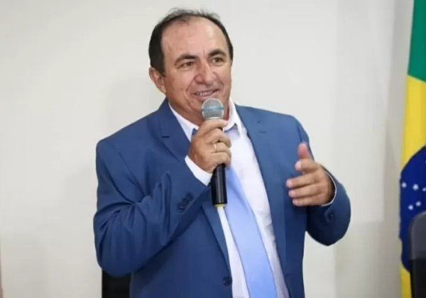 Prefeito do PSD é indiciado por exploração sexual de menores com verba pública