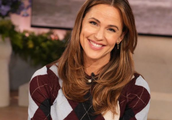 Jennifer Garner pode fazer participação especial no reboot de ‘De Repente 30’, revela revista 
