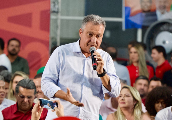 Rui Costa critica política 'do celular na mão' para 'lacração de gente desqualificada'