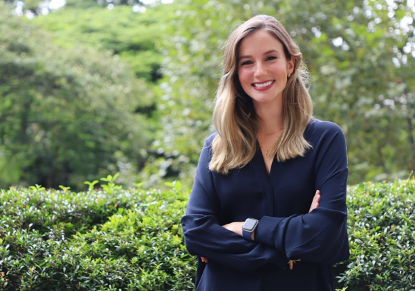 Ex-bailarina brasileira de 29 anos vira a bilionária mais jovem do mundo após startup atingir R$ 58,8 bilhões