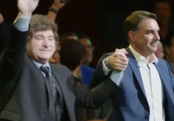 Governo Lula convoca embaixador na Argentina após discurso de Milei em evento do PL