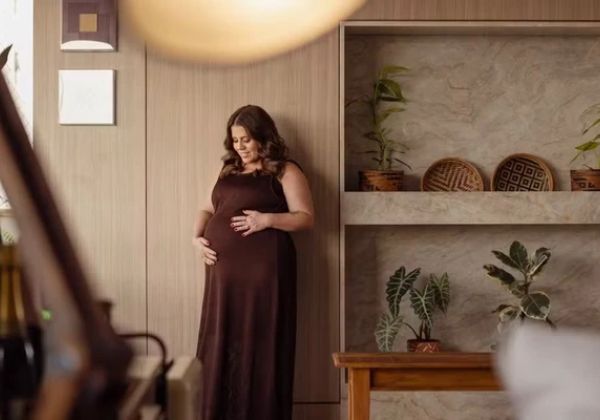Tati Machado desmente rumores de gravidez de gêmeos e explica origem da especulação 