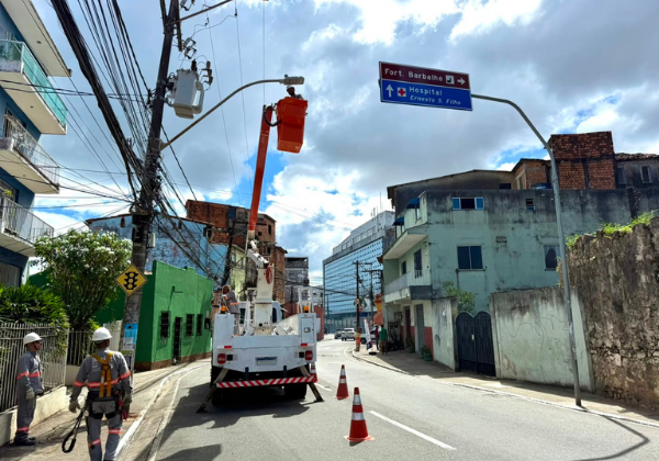 Ruas do Barbalho recebem 50 novas luminárias de LED
