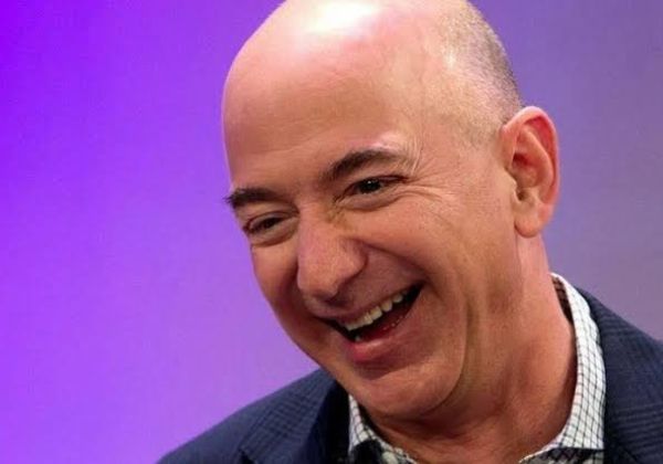 Fundador da Amazon vende US$ 350 milhões em ações após papéis atingirem valor recorde de US$ 3 tri