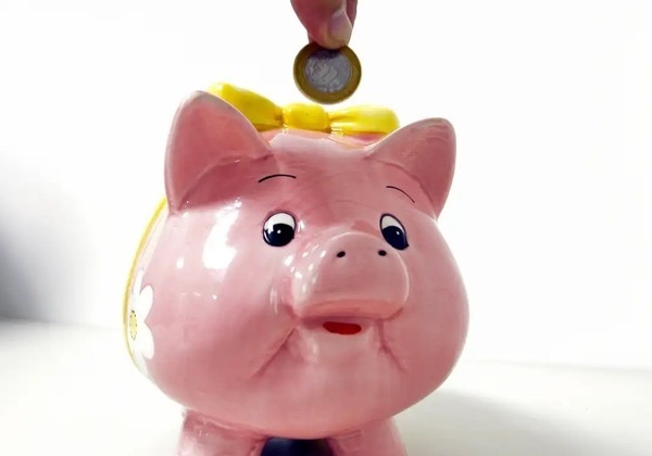 Retiradas da poupança superam depósitos em R$ 7,15 bilhões em julho