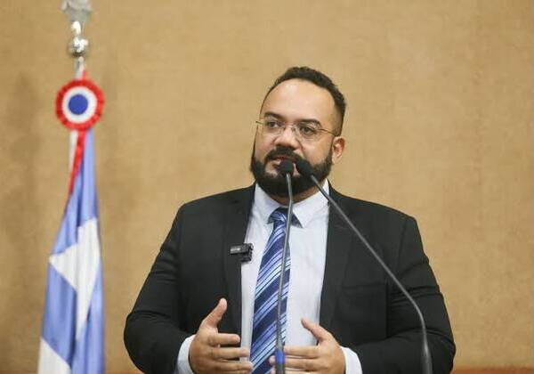 Leandro de Jesus diz que Jerônimo culpa universo pela ‘sua incompetência’