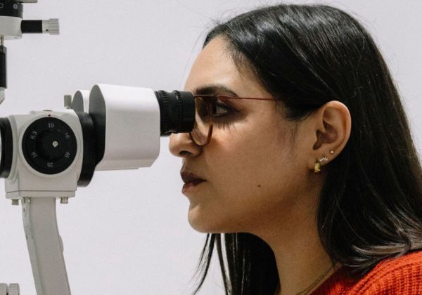 Mutirão gratuito avalia pacientes com estrabismo para possível cirurgia em Salvador