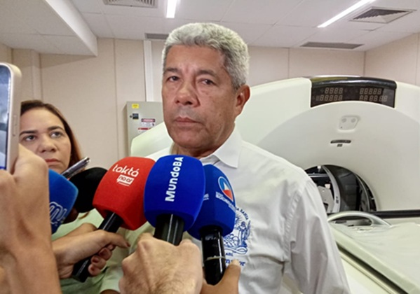 Jerônimo pede comparação de pesquisas: ‘Estava com menos de 30 pontos em 2022’