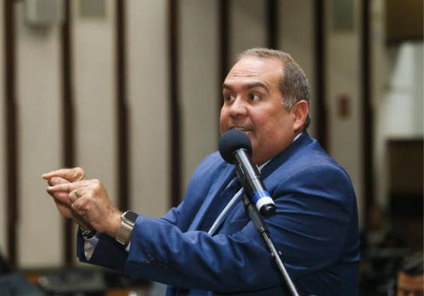Sandro Régis critica Ferry-Boat com apenas dois ferries e chama governo de ‘nem-nem’