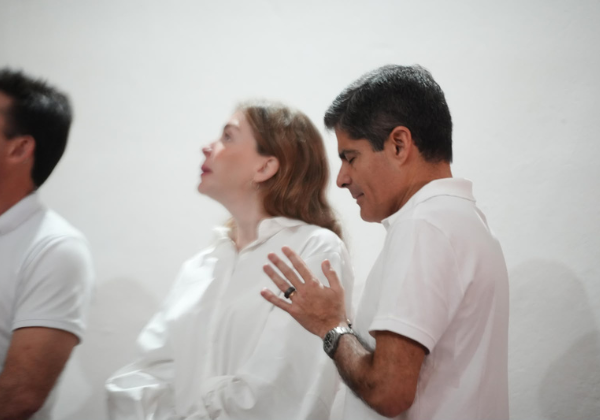 ACM Neto vai à missa na Igreja do Bonfim às vésperas do início da campanha eleitoral