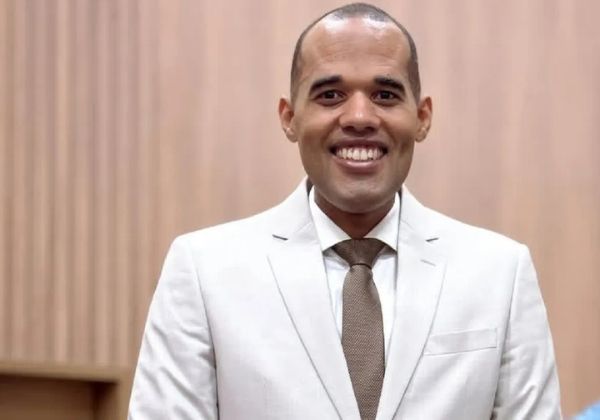 Representação pede exoneração de secretário de Saúde de Santo Estevão após exposição de dados de criança
