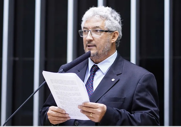 Candidato do PL a deputado doou 1/3 do seu patrimônio para a própria campanha