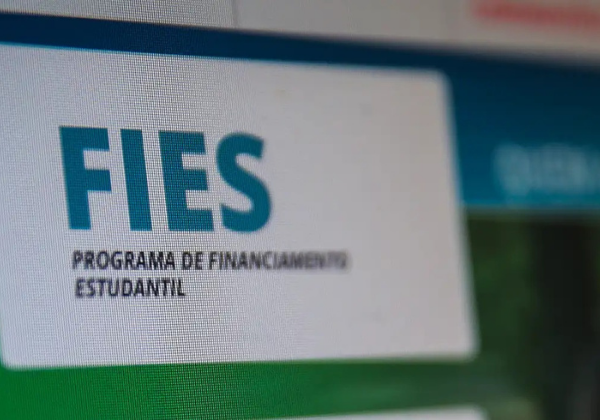 Prazo para renegociação de dívidas pelo Desenrola Fies termina na segunda-feira (31)