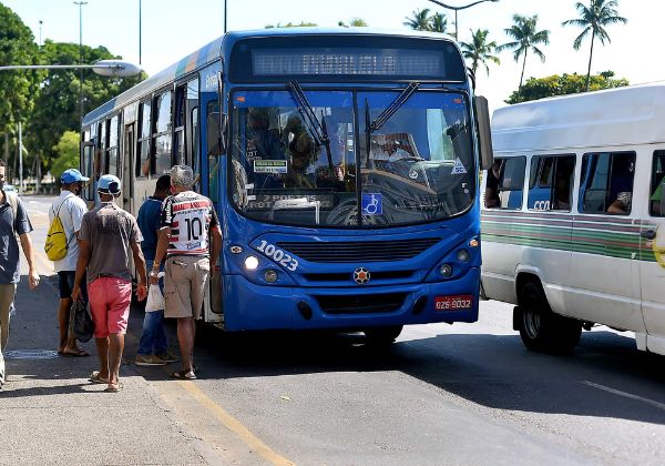 Semob monta operação especial de transporte para jogo entre Vitória e Vasco no Barradão