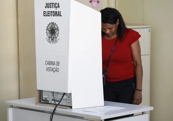 46% estão mais preocupados com eleição de 2026 do que em 2022, diz Datafolha