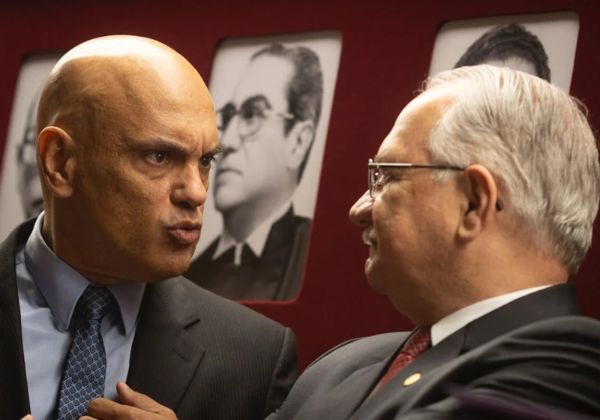 Moraes fala à imprensa após perder relatoria do Inquérito das Fake News para Fachin 