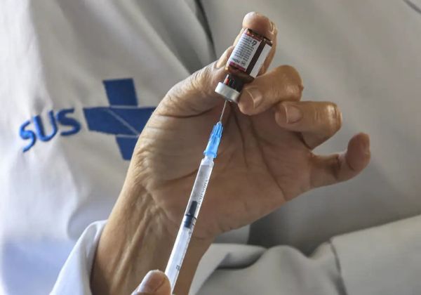 Anvisa libera vacina contra meningite para bebês a partir de 6 semanas