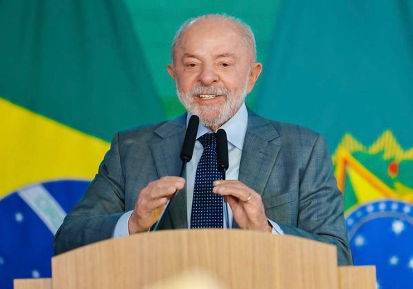 Lula prorroga Move Brasil com R$ 30 bilhões e inclui motoristas de vans escolares
