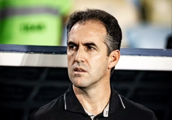 Léo Condé é demitido após derrota do Remo para o Bahia