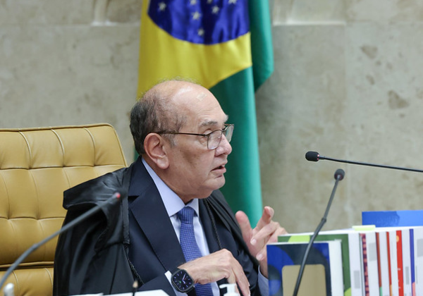 Gilmar Mendes chama Mendonça de 'pixuleco' e 'boneco eleitoral'