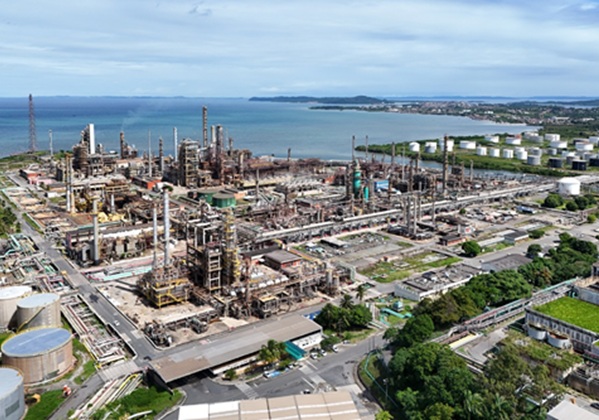 Refinaria de Mataripe é 2ª maior produtora do Brasil em volume médio refinado