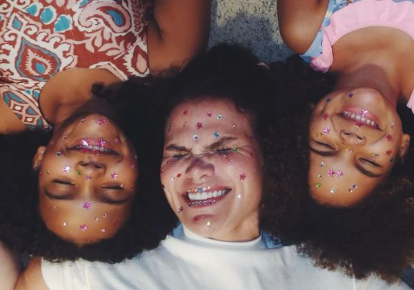 Thaís Carla rebate críticas após separação e desabafa sobre maternidade 