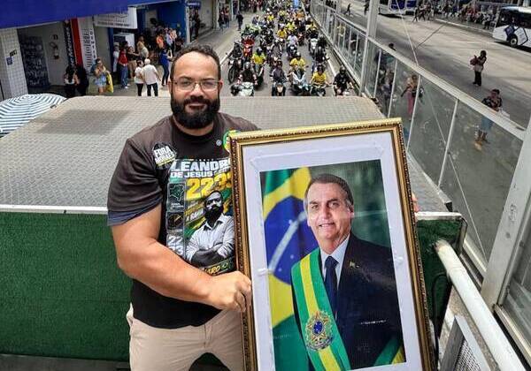 TRE-BA arquiva denúncia contra Leandro de Jesus por uso de imagem de Bolsonaro