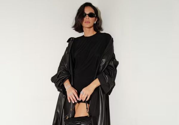 Bruna Marquezine rouba a cena com look all black na Semana de Moda de Milão 