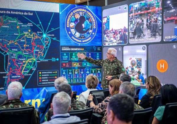 Exército realiza exercício de defesa cibernética às vésperas das eleições