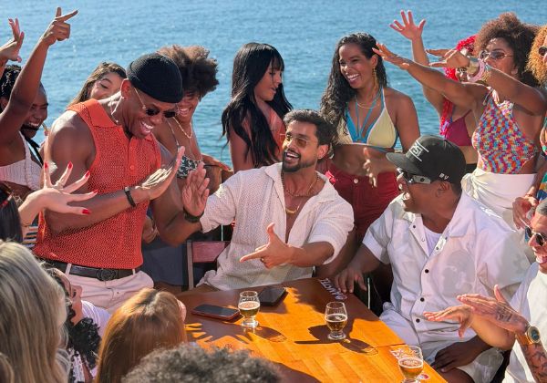 Parangolé, Psirico e Pagod’art se reúnem em Salvador para gravação do clipe de 'Quando Toca Pagode'