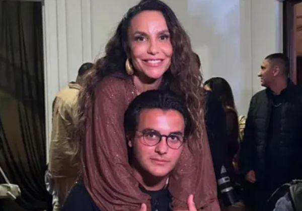 Ivete Sangalo homenageia filho Marcelo pelo aniversário de 17 anos
