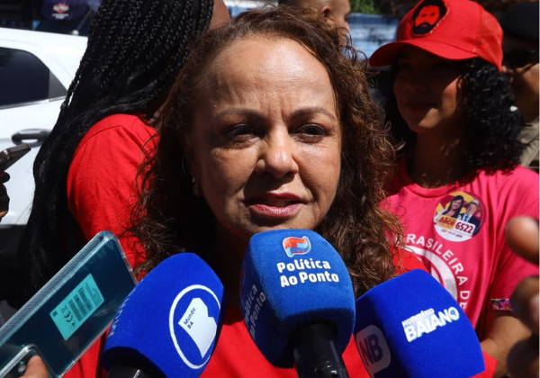 ‘Política eleitoreira’, diz vereadora sobre campanha do União Brasil