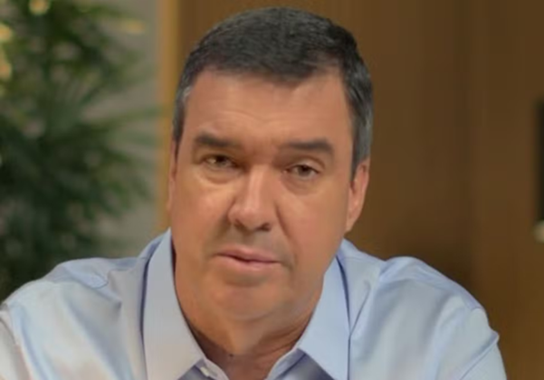 Eduardo Riedel é eleito governador de MS no primeiro turno